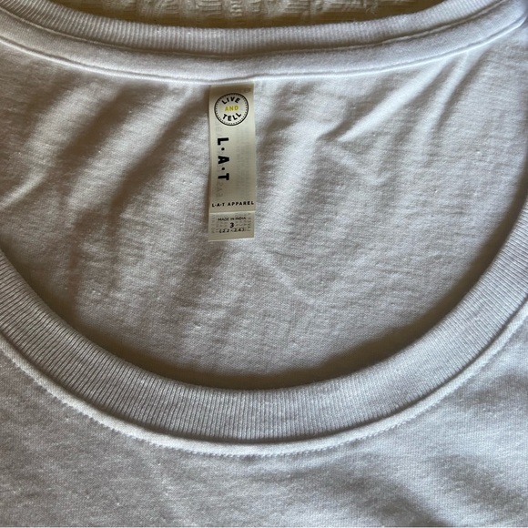 Dear Santa bring me more cats short sleeve tee - Picture 4 of 6